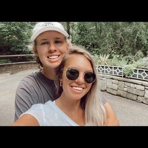 Meet your Posher, Sidney